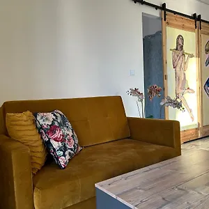  Apartament 807 Polska